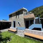 Casa Da Nogueira * Porto Moniz